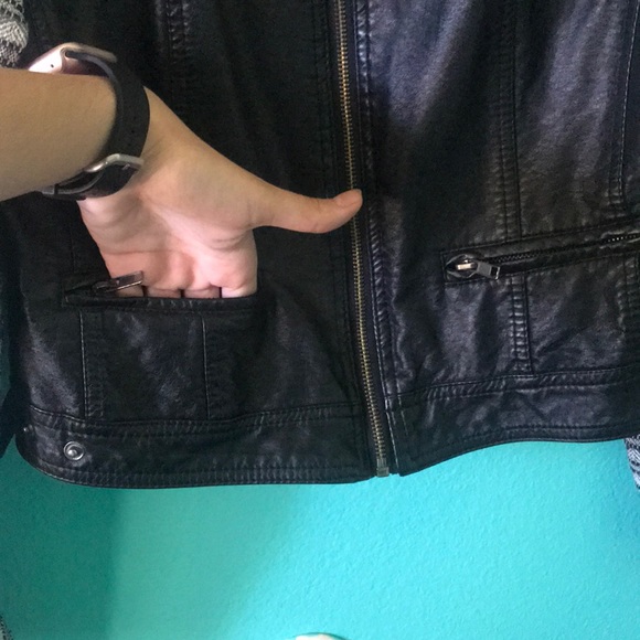 Faux leather Aztec jacket - Picture 6 of 6